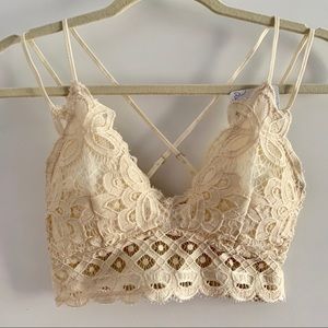 Anemone lace crochet bralette in cream or mocha